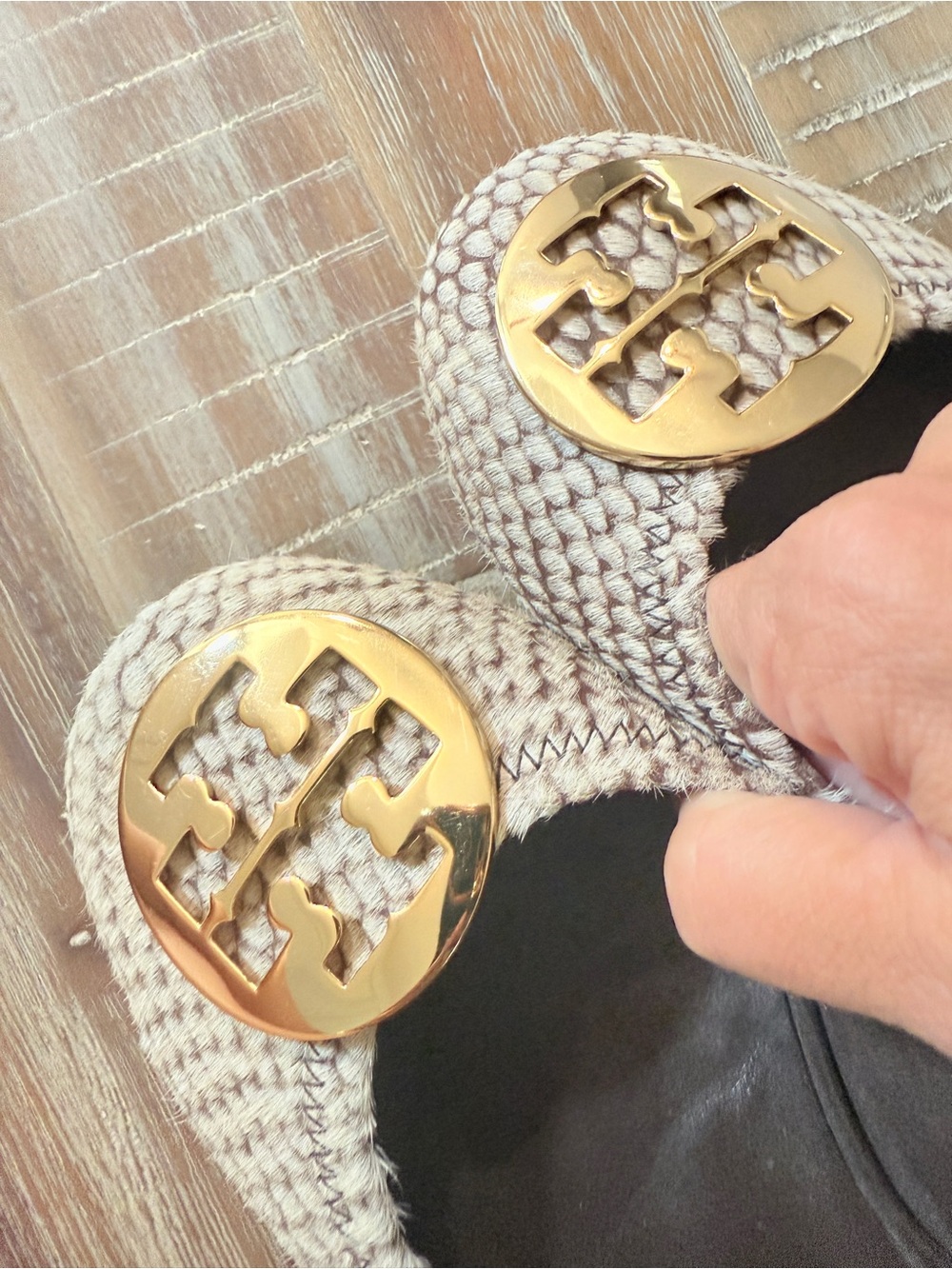 Tory Burch snake print Reva calf hair ballet flats - Picture 9 of 11